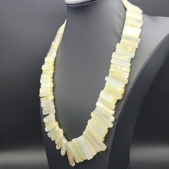 Flat Slab 830 Cts White Agate Natural Gemstone Beaded Necklace Handmade Beads - Picture 2 of 9